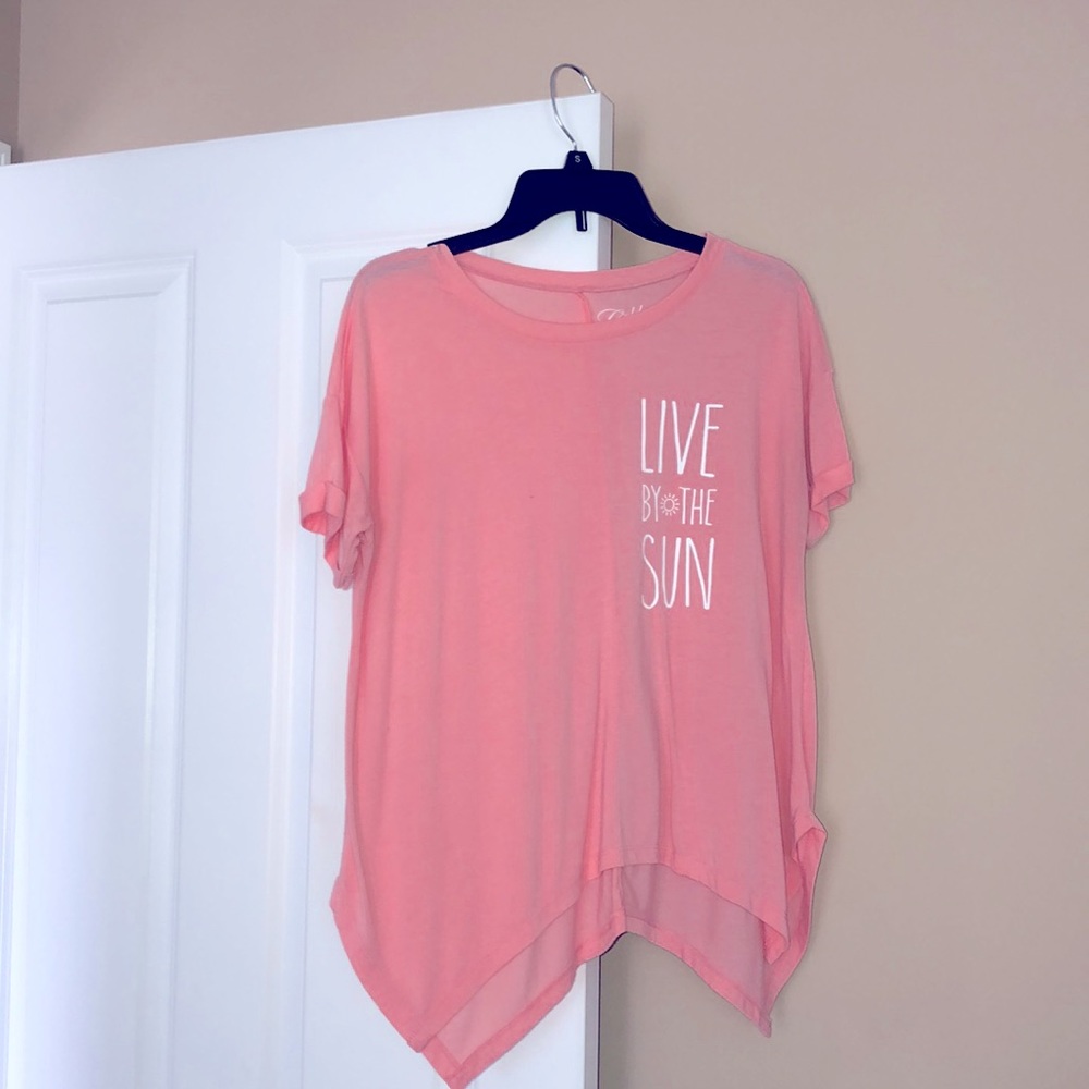 Women’s short sleeve casual top